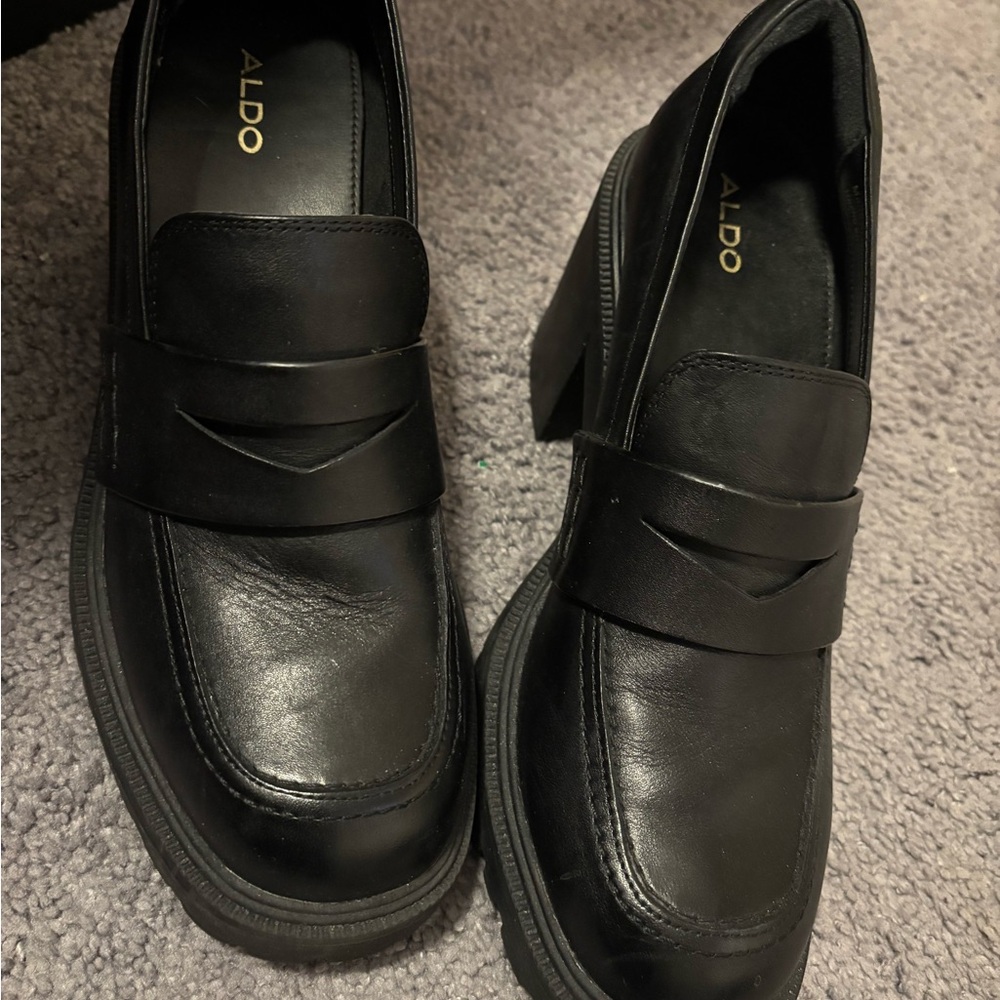 ALDO women’s Black Loafers size 10